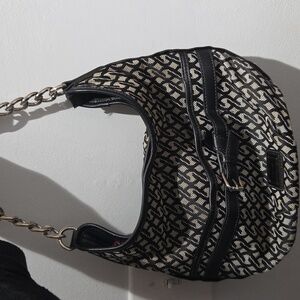 Nine West Black and Cream Shoulder Bag